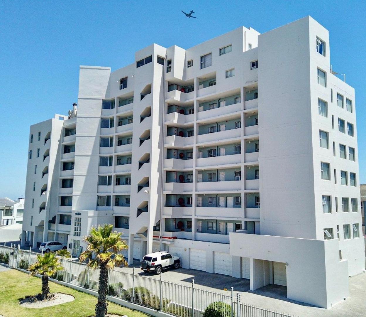 Abode Africa Apartment Bloubergstrand Exterior photo