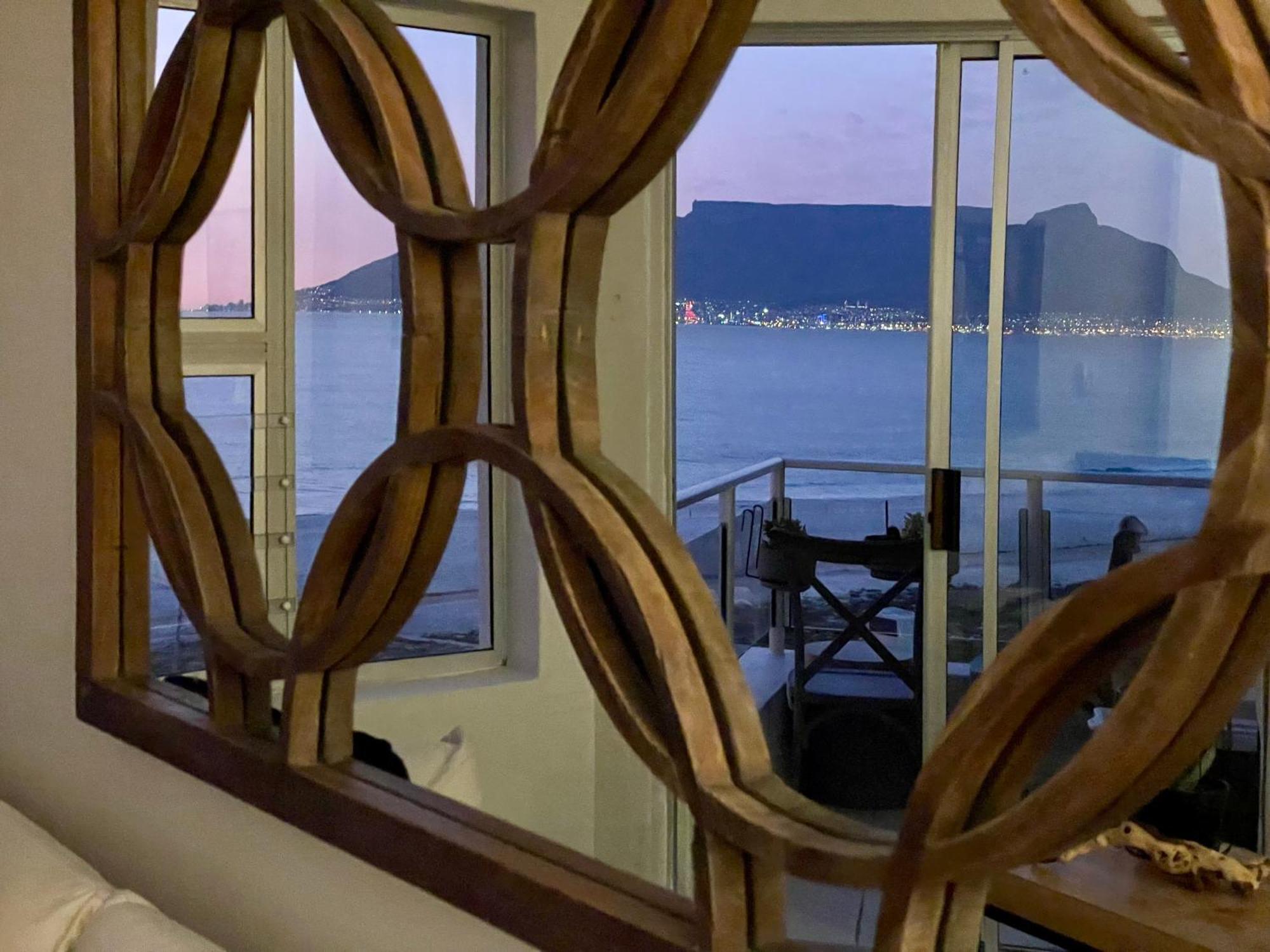 Abode Africa Apartment Bloubergstrand Exterior photo
