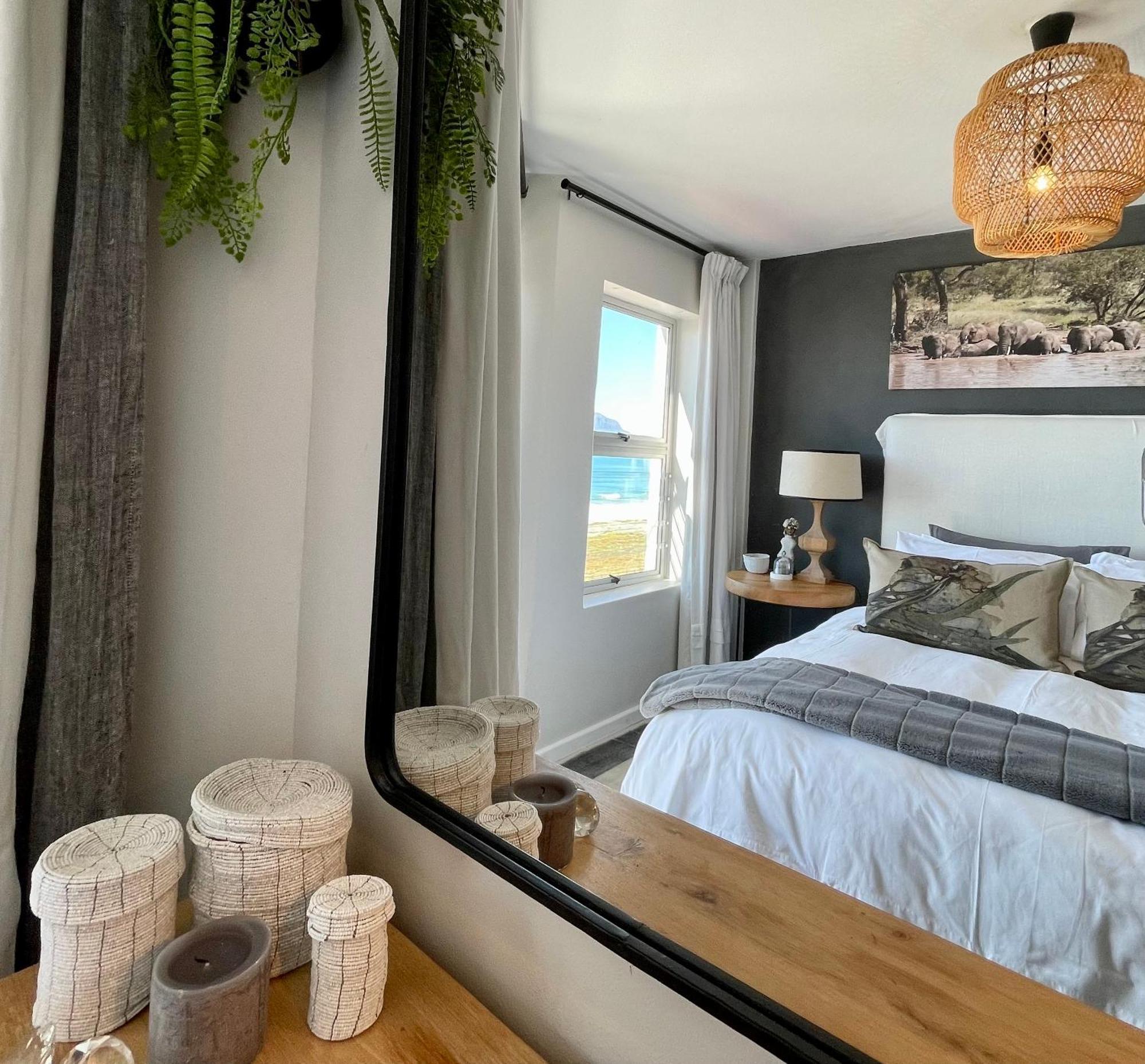 Abode Africa Apartment Bloubergstrand Exterior photo